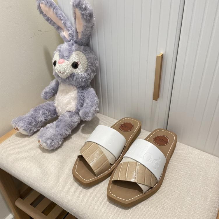 Chloe women slippers