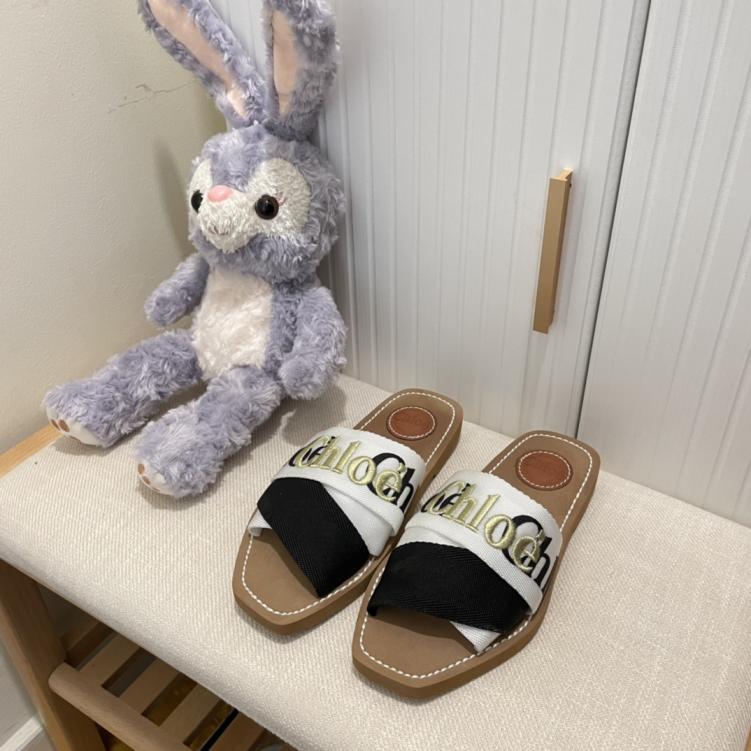 Chloe women slippers