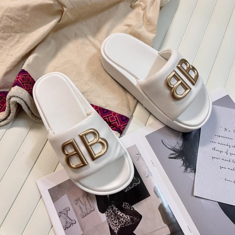 BALENCIAGA BB Slippers 134396