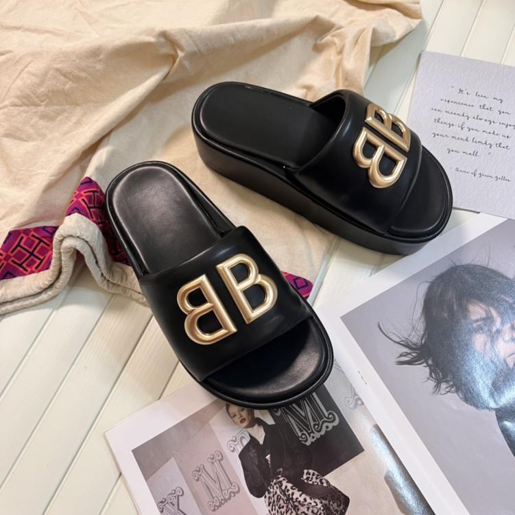 BALENCIAGA BB Slippers 134394