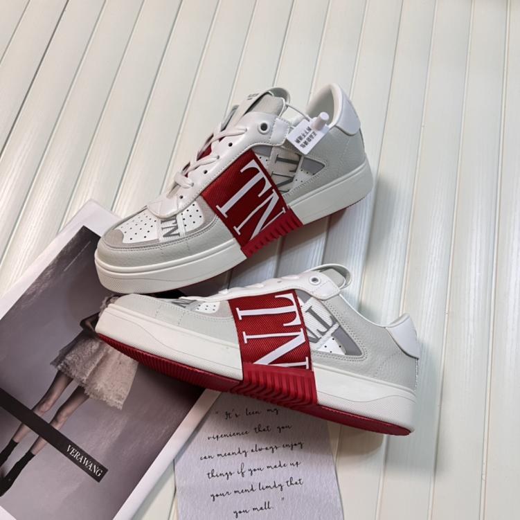 VALENTINO unisex sneakers