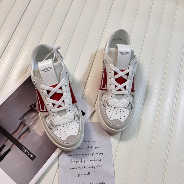 VALENTINO unisex sneakers