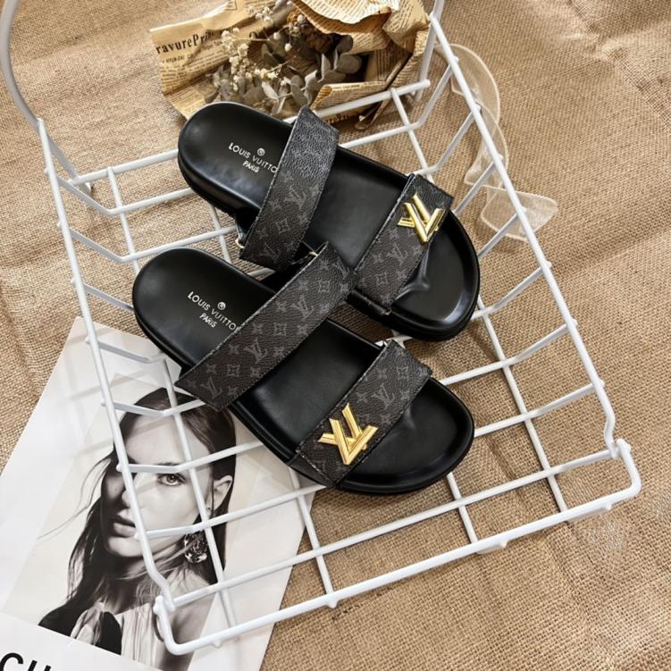 LOUIS VUITTON LV unisex women/men slippers