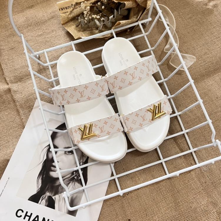 LOUIS VUITTON LV unisex women/men slippers