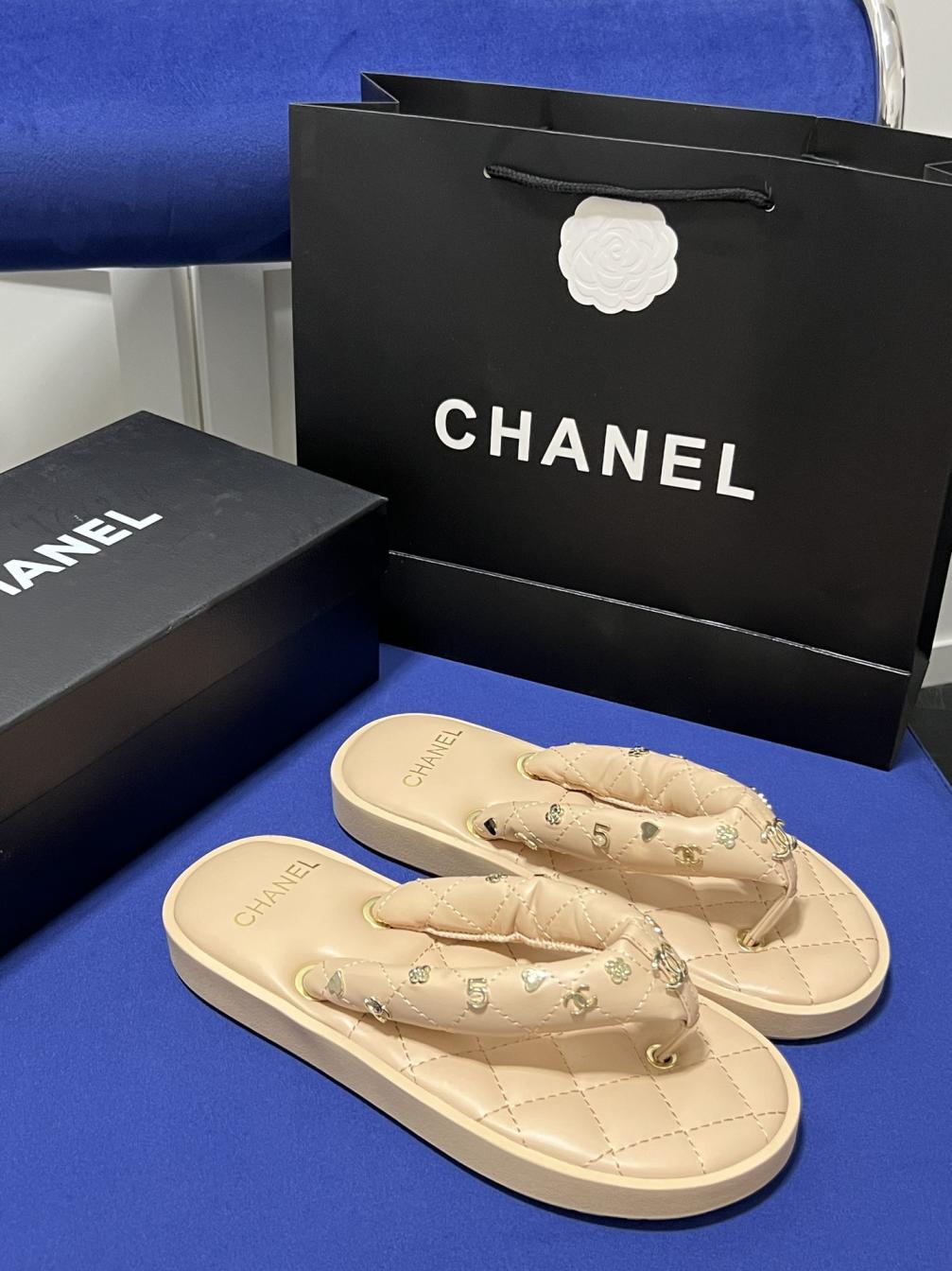 Chanel flat slippers 134472