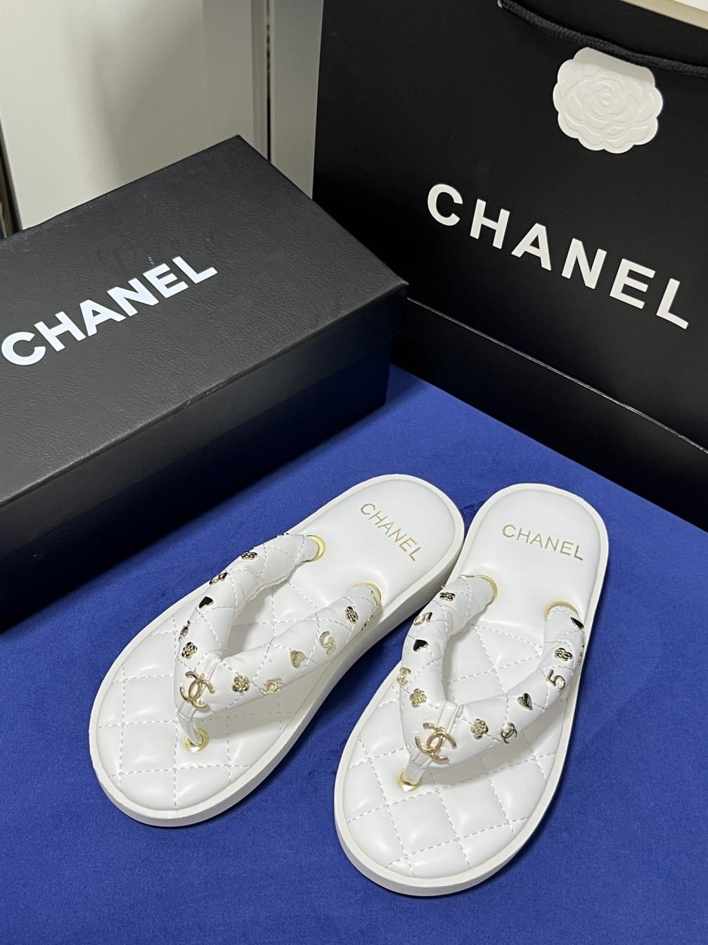 Chanel flat slippers 134471
