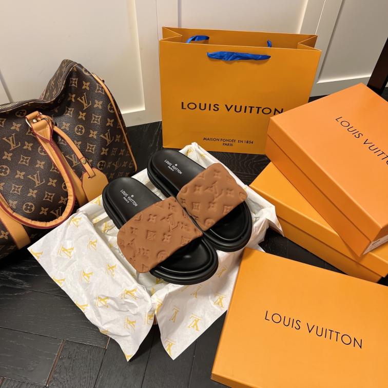 LV Louis vuitton unisex slippers
