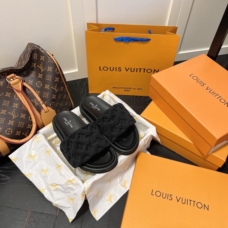 LV Louis vuitton unisex slippers