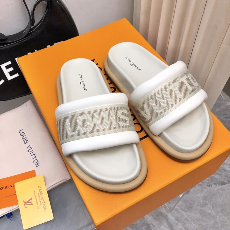 Louis Vuitton  LV slippers