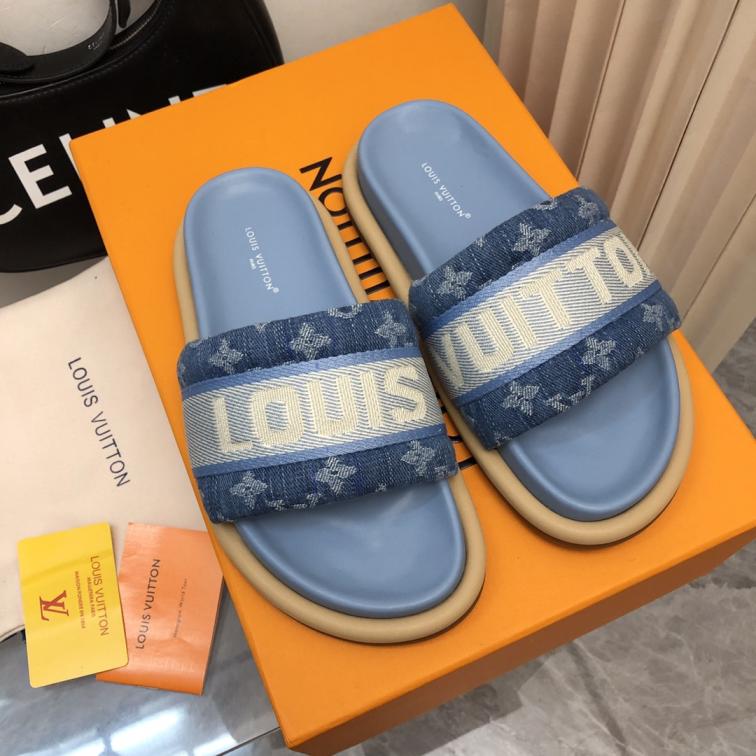 Louis Vuitton  LV slippers