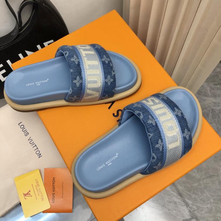 Louis Vuitton  LV slippers