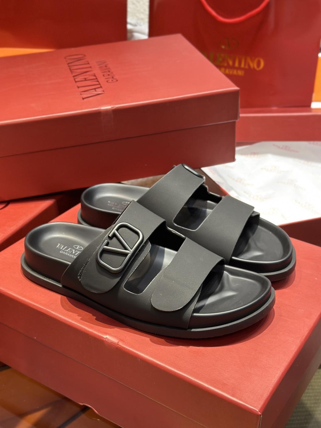Valentino V Mens slippers