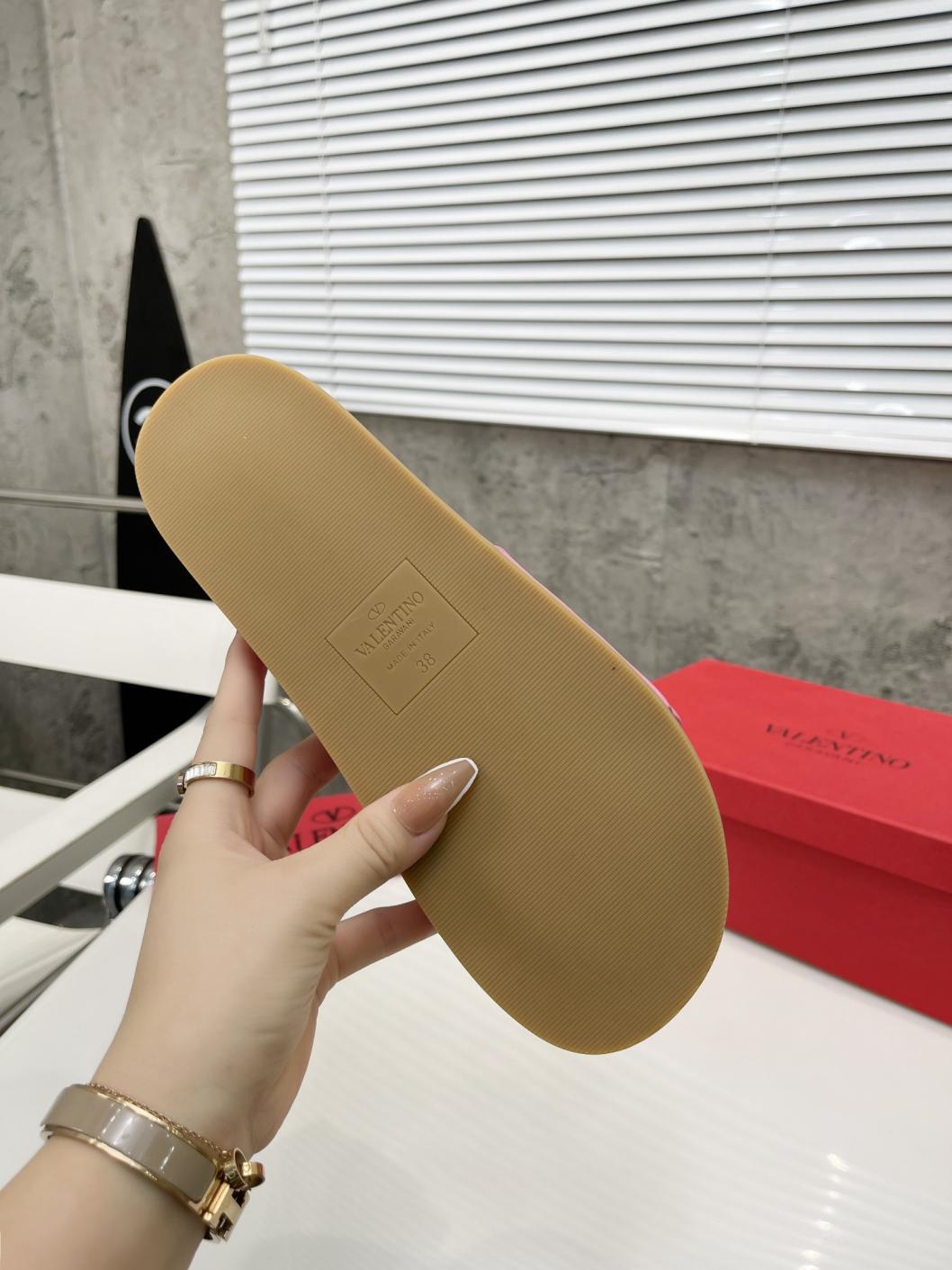 Valentino V women slippers