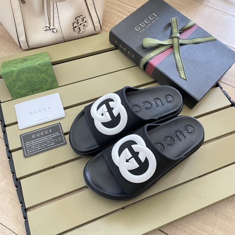 Gucci GG Slippers