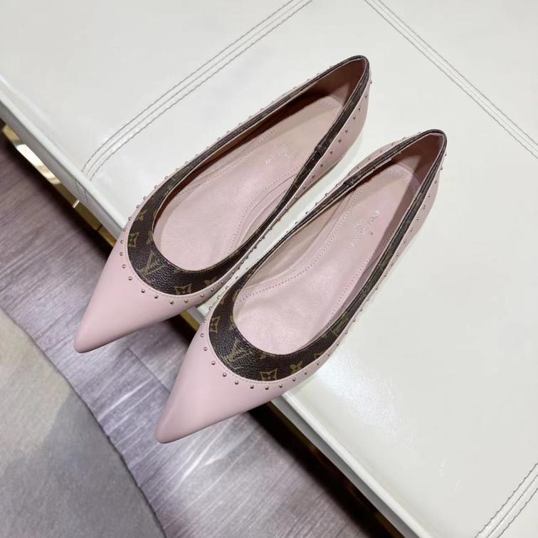 LV Louis vuitton Pink cowskin flat shoes