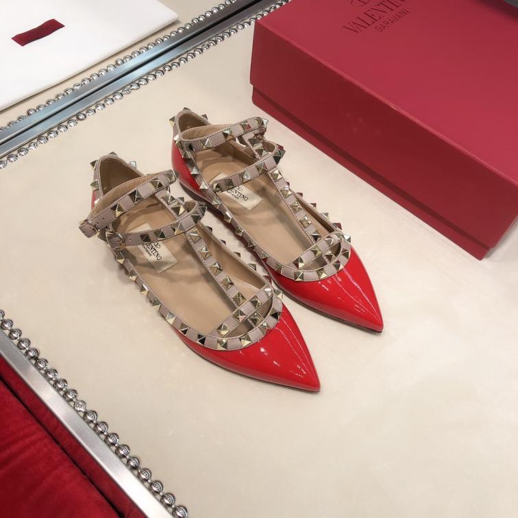 Valentino Garavani “Roman Stud” lady flat shoes