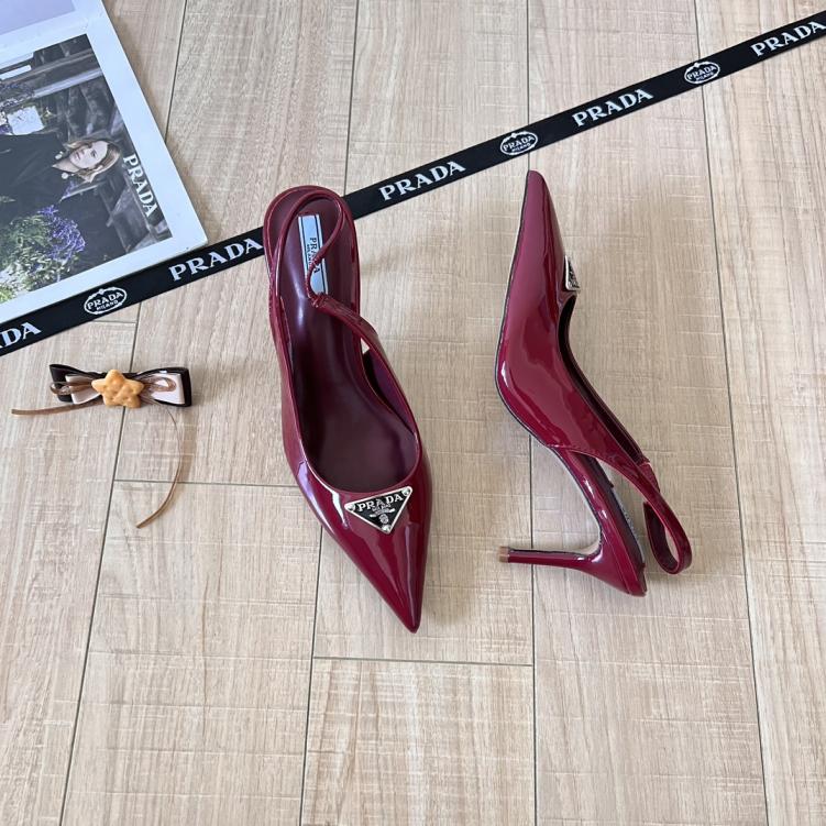 Prada lady heel shoes