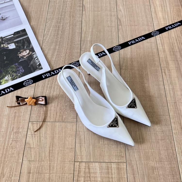 Prada lady heel shoes