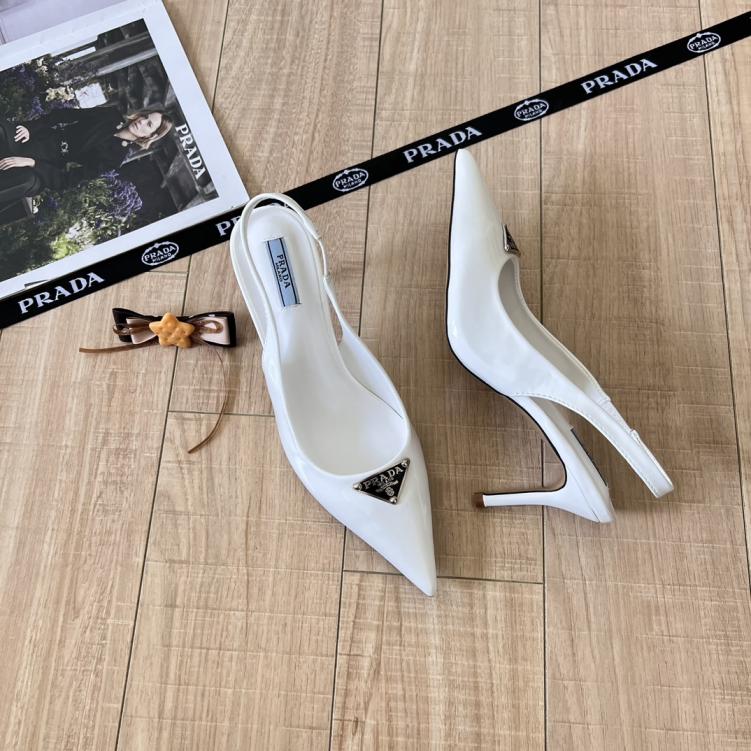 Prada lady heel shoes