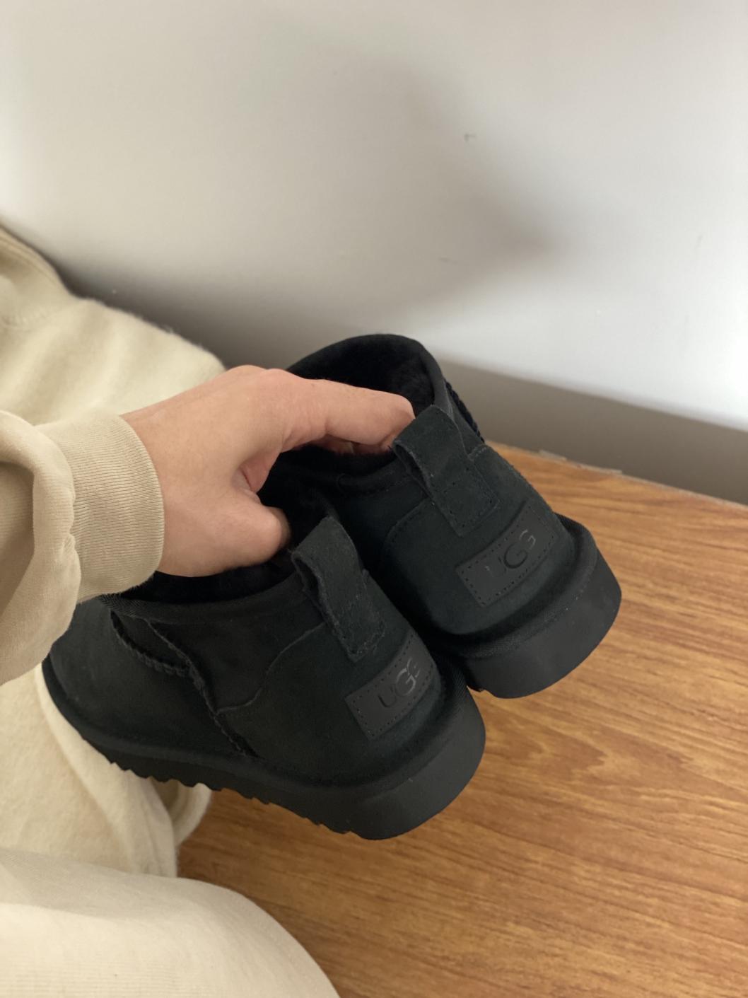 UGG winter shearling Boots/slliper shoes