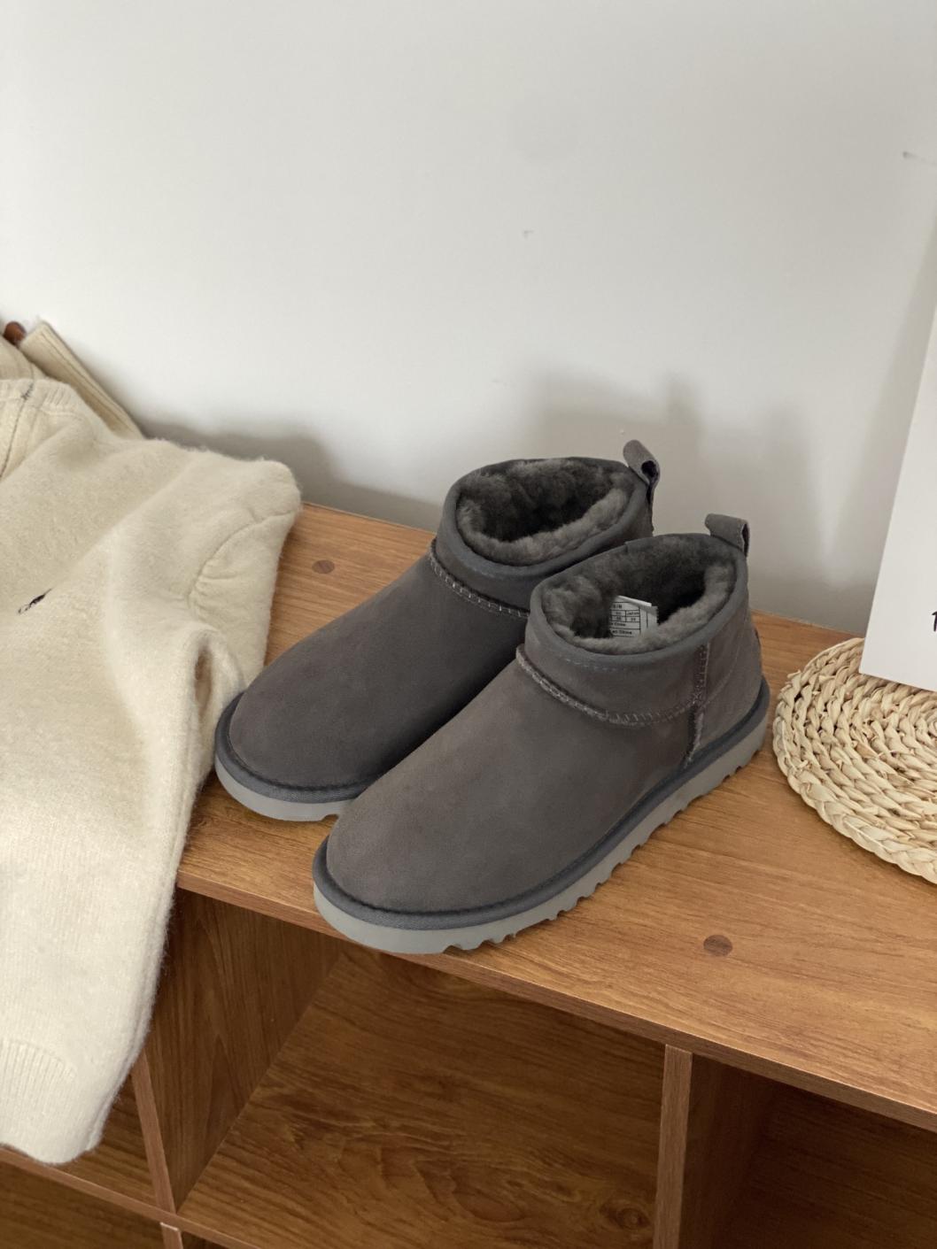 UGG winter shearling Boots/slliper shoes