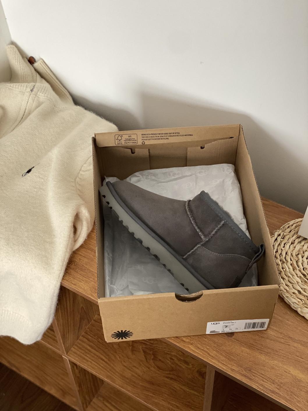 UGG winter shearling Boots/slliper shoes