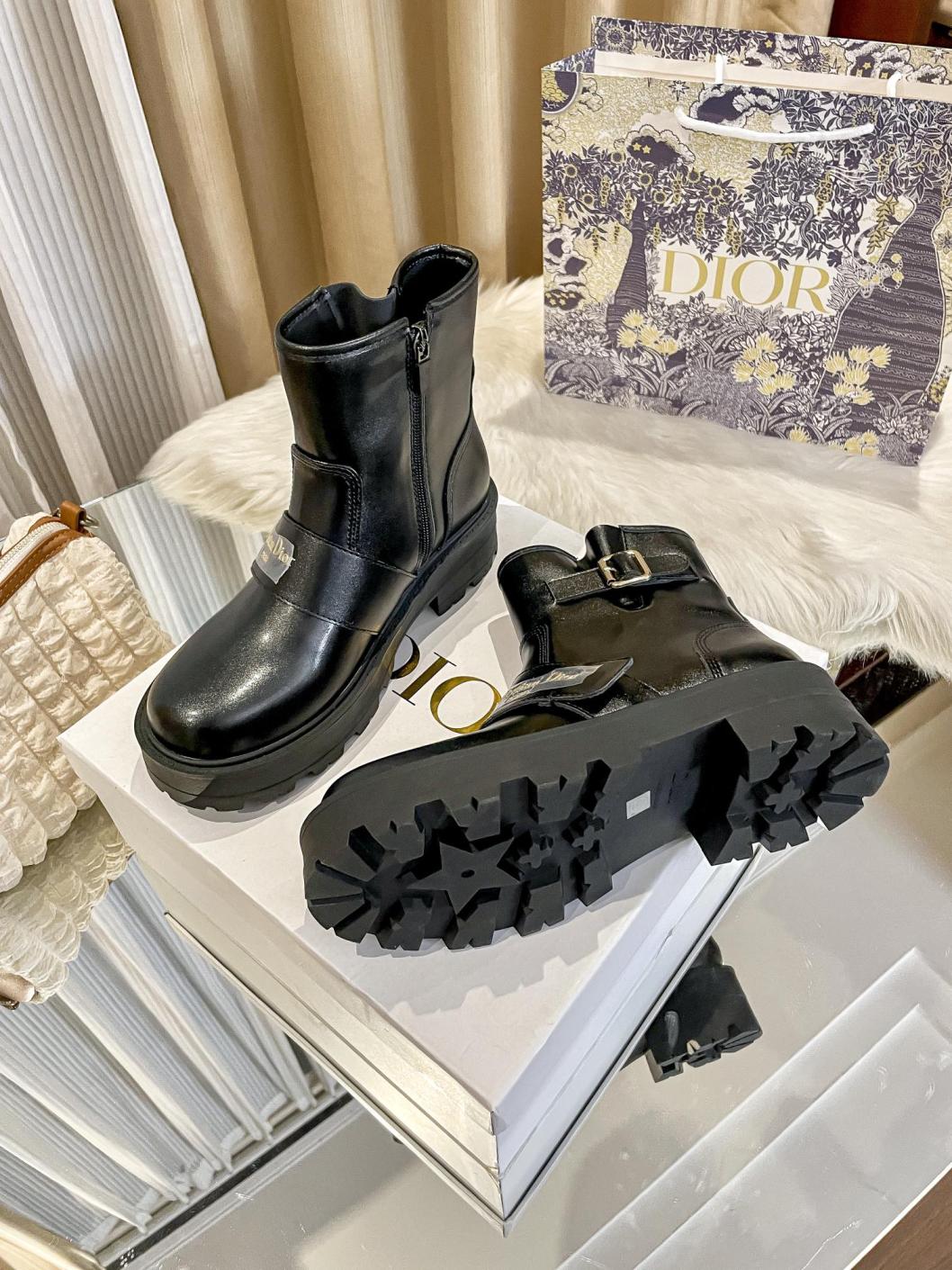 Dior boots