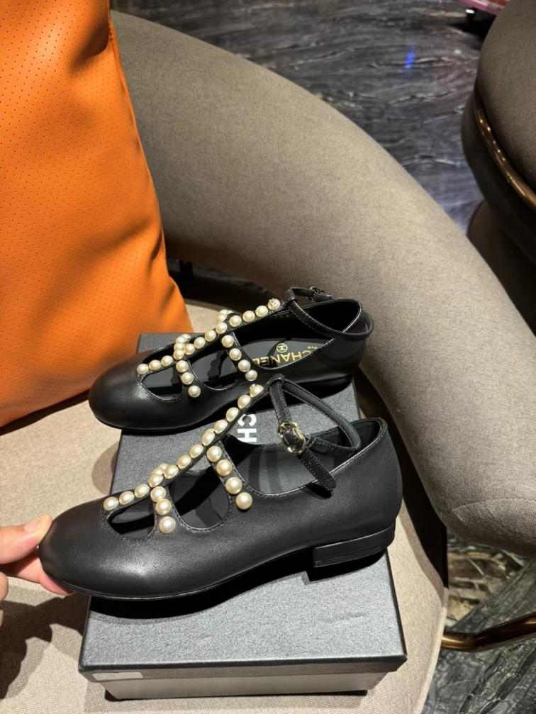 Chanel pearls flat shoes 135260
