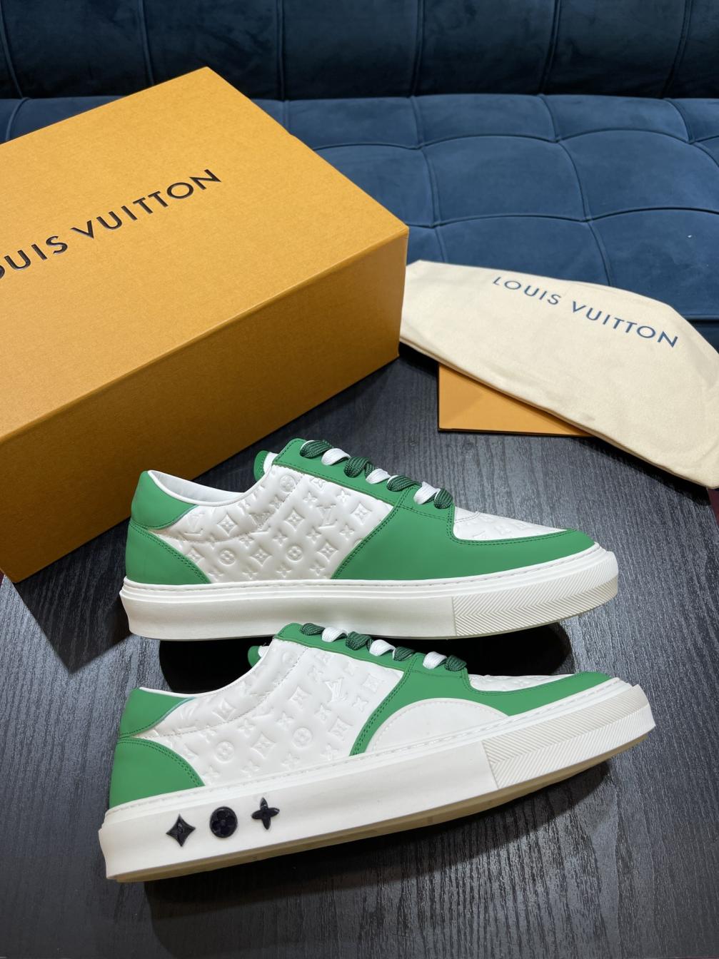 1:1 Men LV Ollie Monogram sneakers 135468
