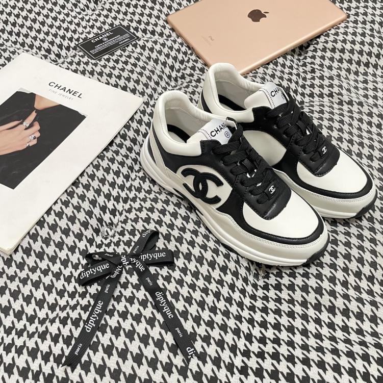 Chanel sneakers 135449