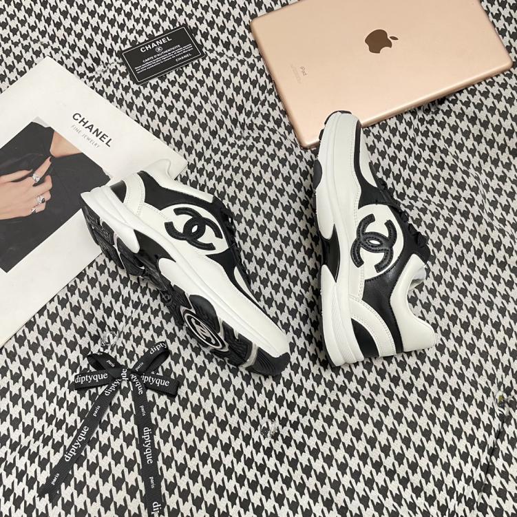 Chanel sneakers 135449