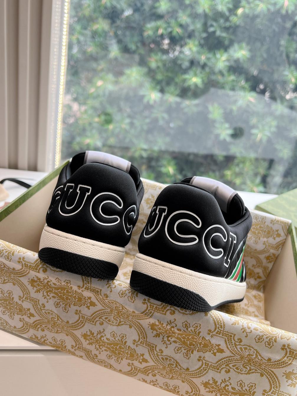 Gucci unisex sneakers 135443