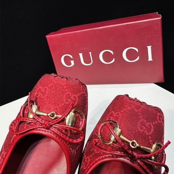 GUCCI New women flat shoes 135579
