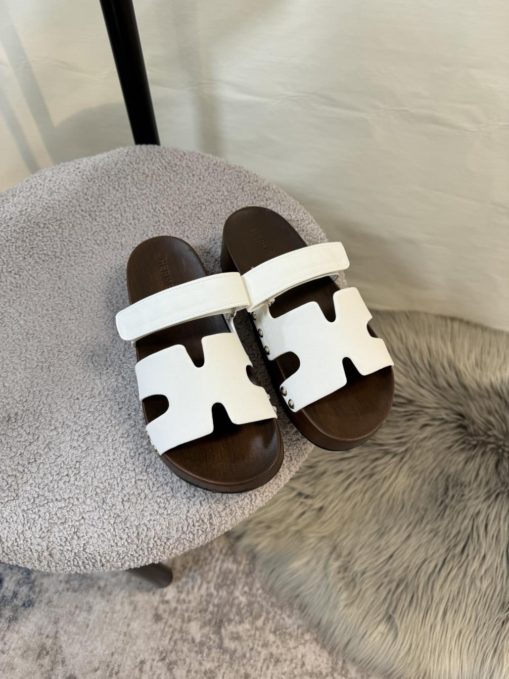 HERMES  women slippers