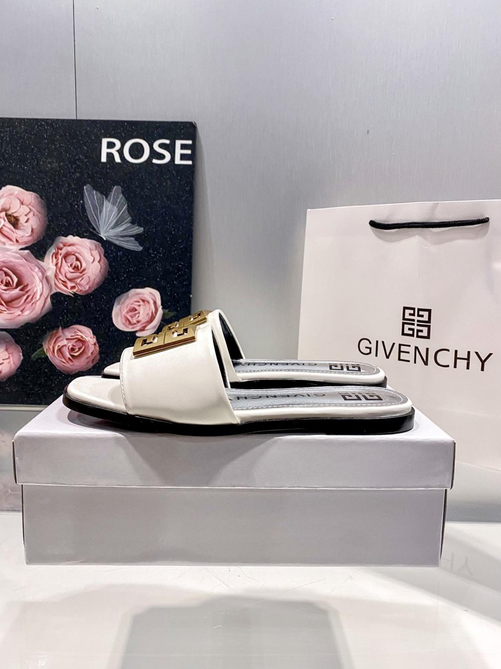 GIVENCHY flat slippers