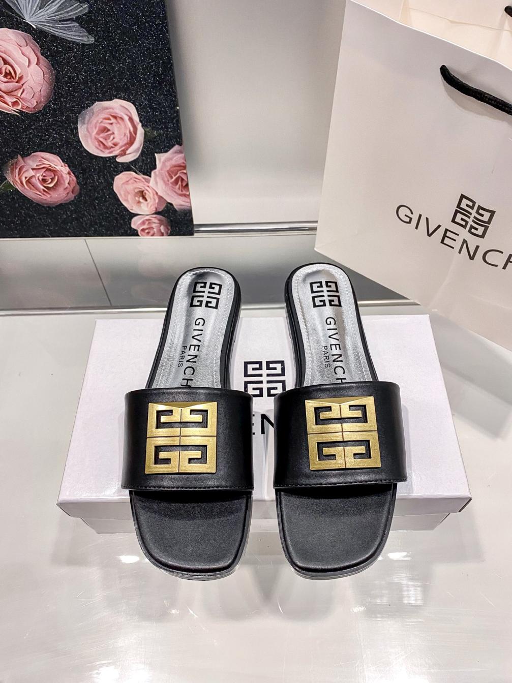 GIVENCHY flat slippers