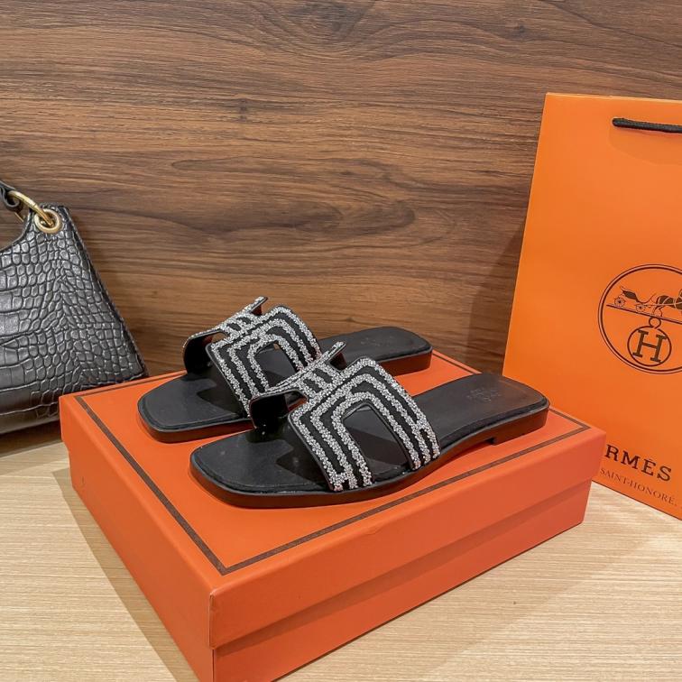 Hermes H slippers