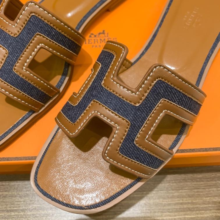 Hermes H slippers