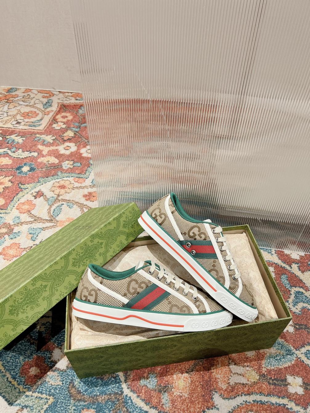 GUCCI 1977 vintage Unisex sneakers