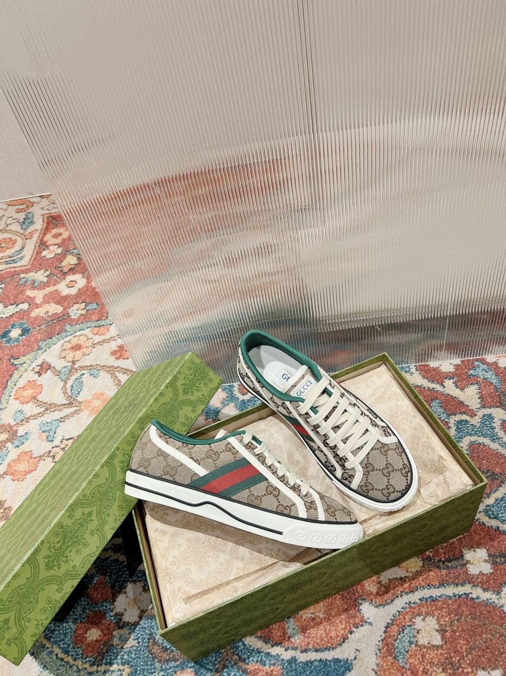 GUCCI 1977 vintage Unisex sneakers