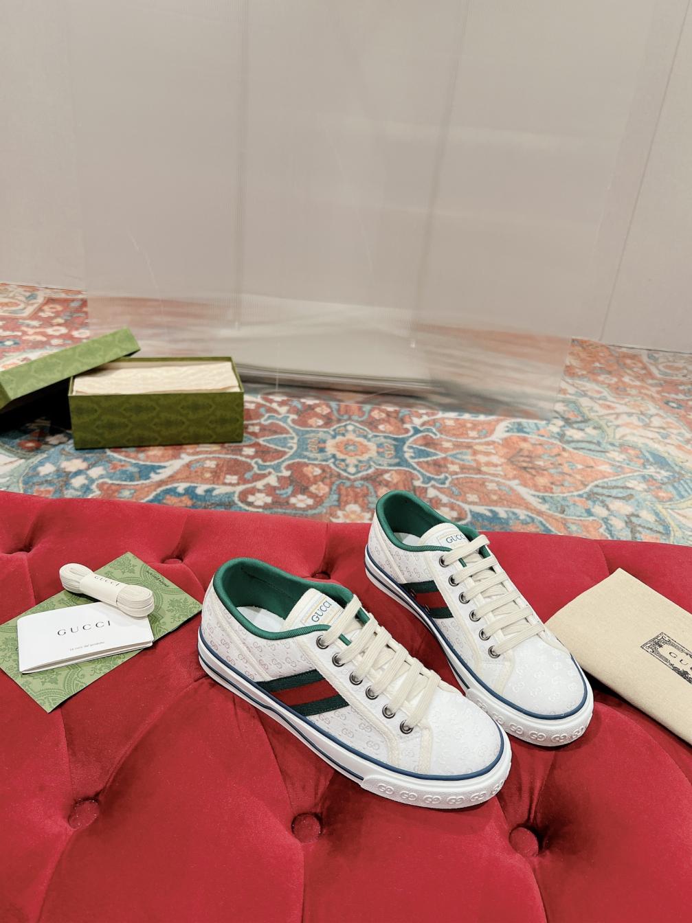 GUCCI 1977 vintage Unisex sneakers