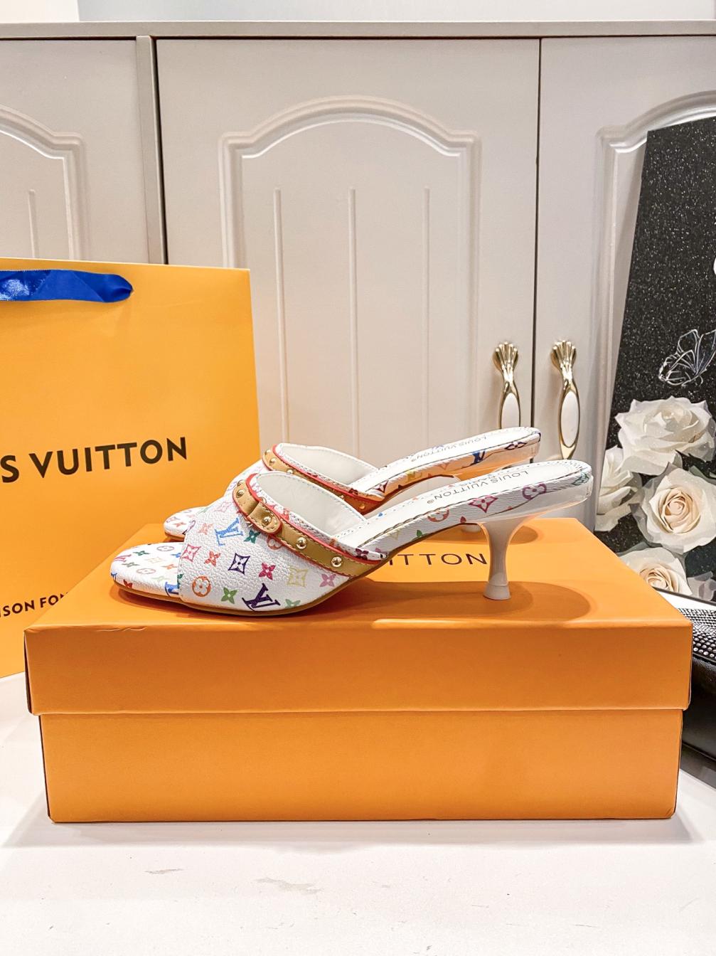 Louis Vuitton LV heel slippers 135868