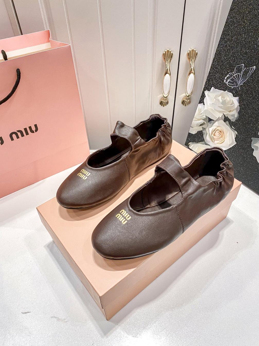 MiuMiu flat shoes 135864