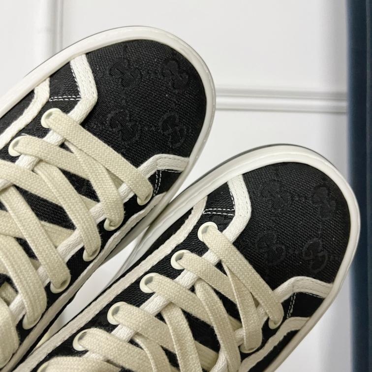 Gucci Tennis 1977 GG Sneakers