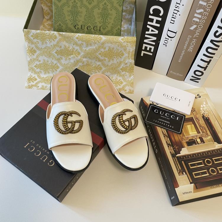 GUCCI GG slippers 135910
