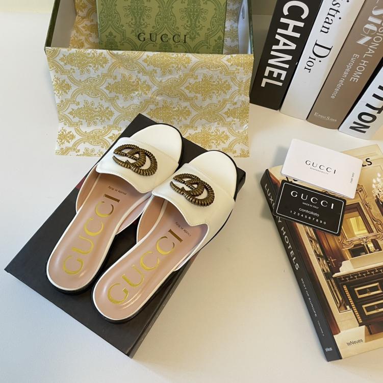 GUCCI GG slippers 135910