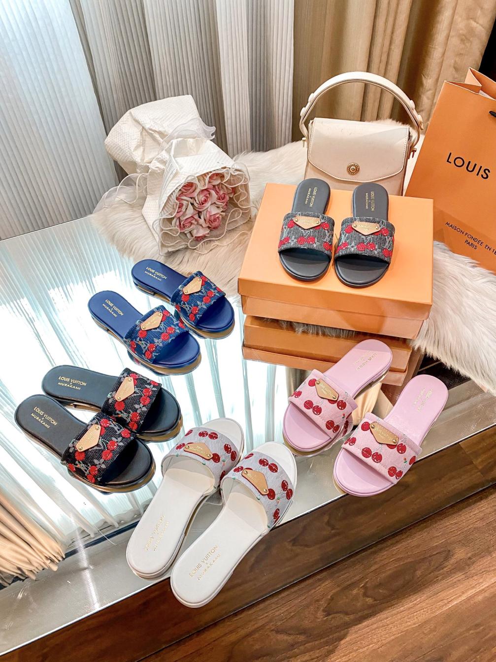 LV women slippers 138998