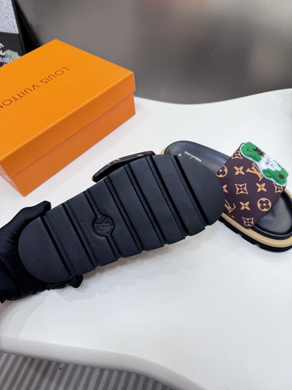 Louis Vuitton Lv 2025ss slippers 139047
