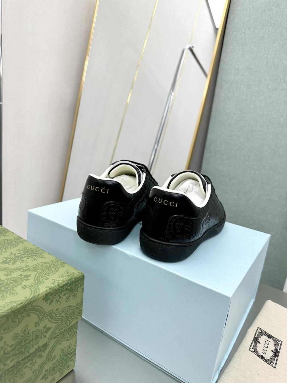 Gucci MAC80  unisex sneakers 139075