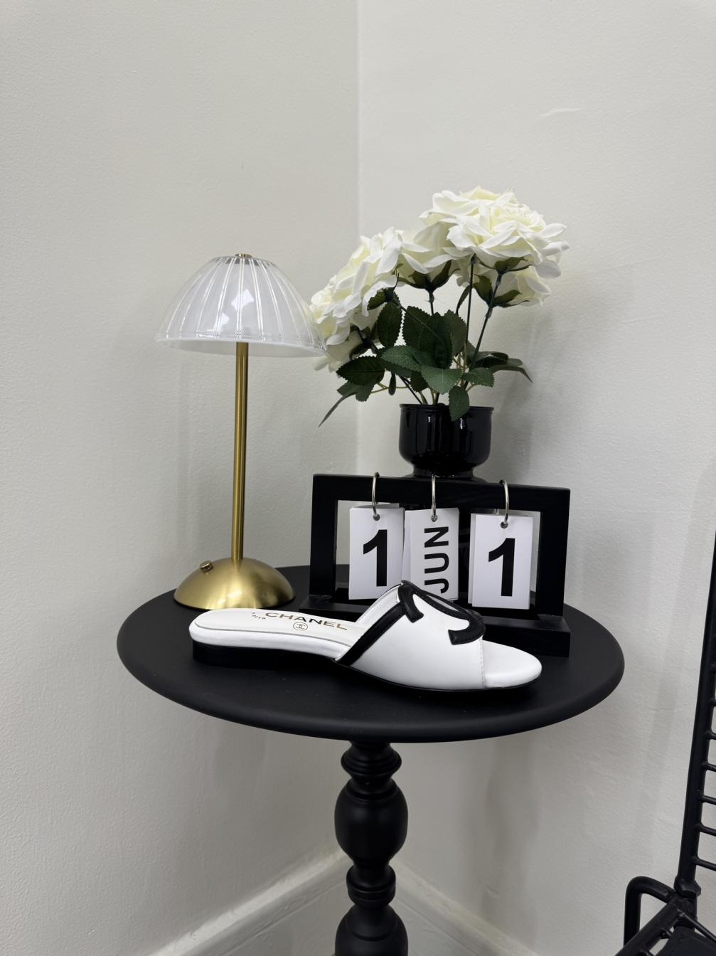 Chanel CC 2026 slippers 139148